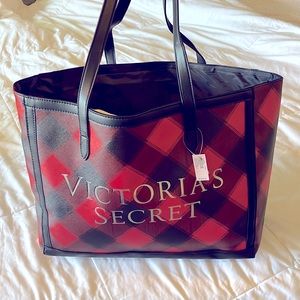 LOW START NWT Victorias Secret Red & Black Plaid Polyester Tote Bag 💼